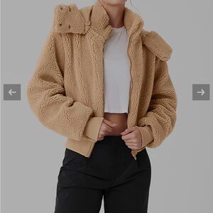 ALO Foxy Sherpa Jacket in camel